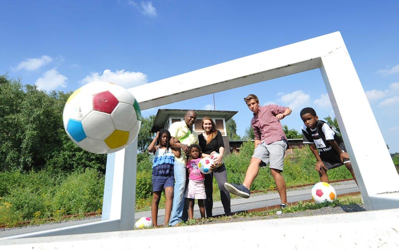 Nrw jahreskalender ferien feiertage periodenkalender osterferien kalenderpedia vorlagen Soccer-Golf im Zollverein-Park